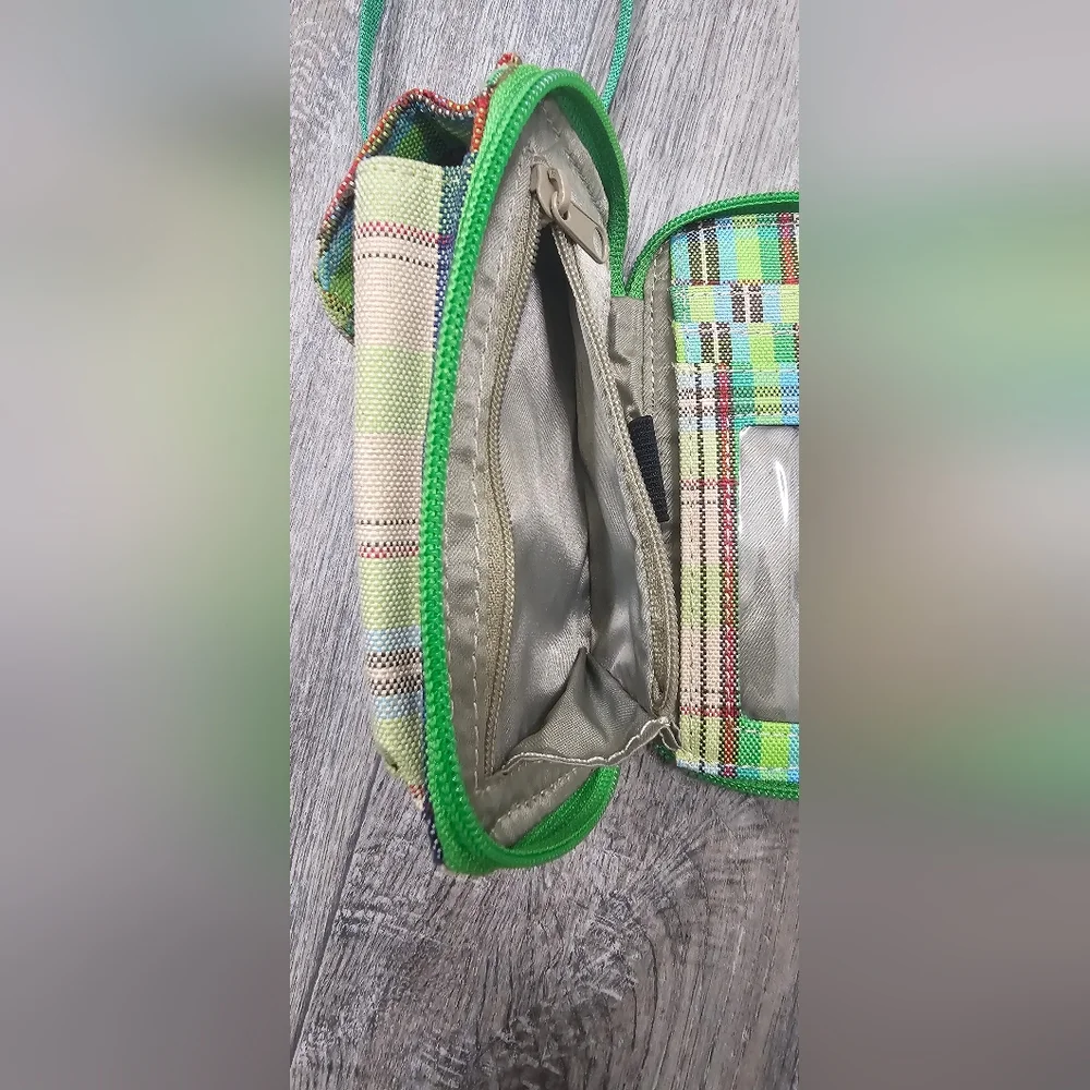 Dakine Green Plaid Crossbody Wallet